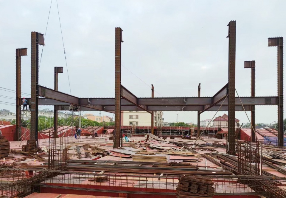 无柱大空间局部采用钢结构,Steel structures in large space © 有关工作室