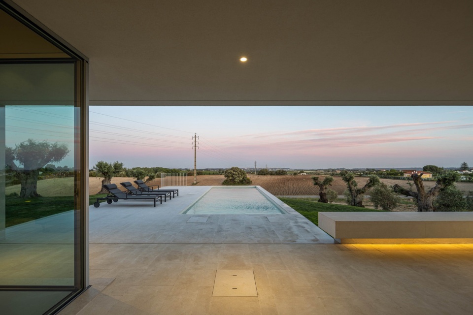 house in romeira by dp arquitectos