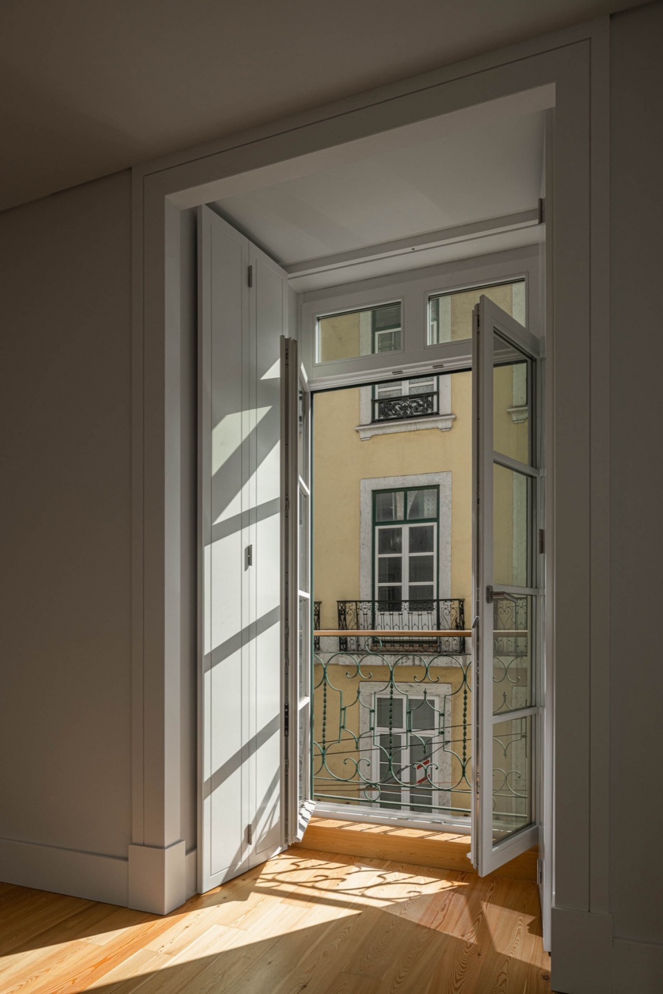 victor cordon multi family housing by fragmentos
