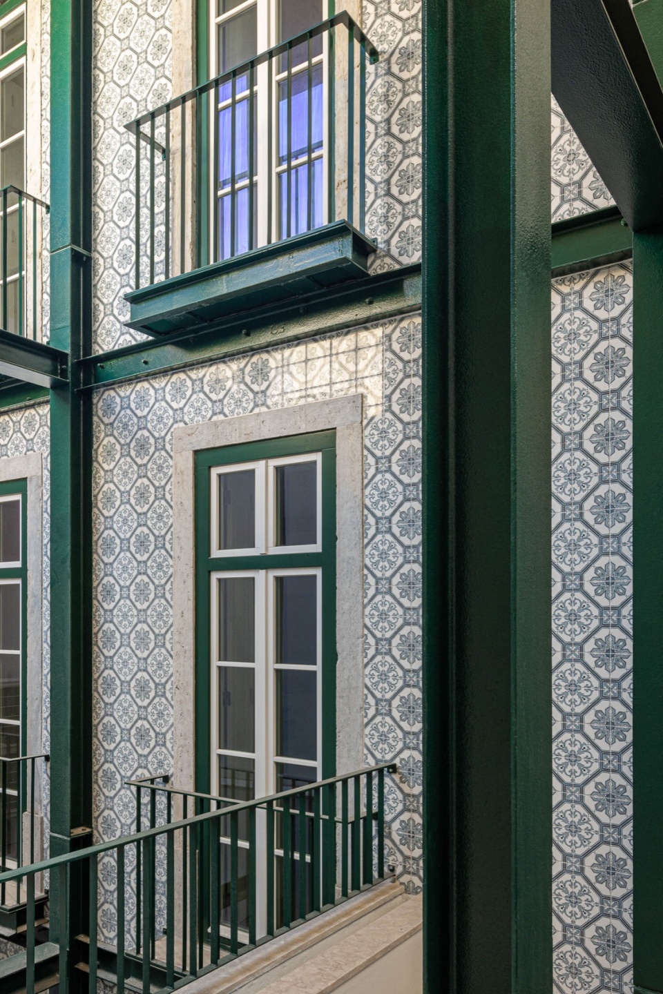 victor cordon multi family housing by fragmentos