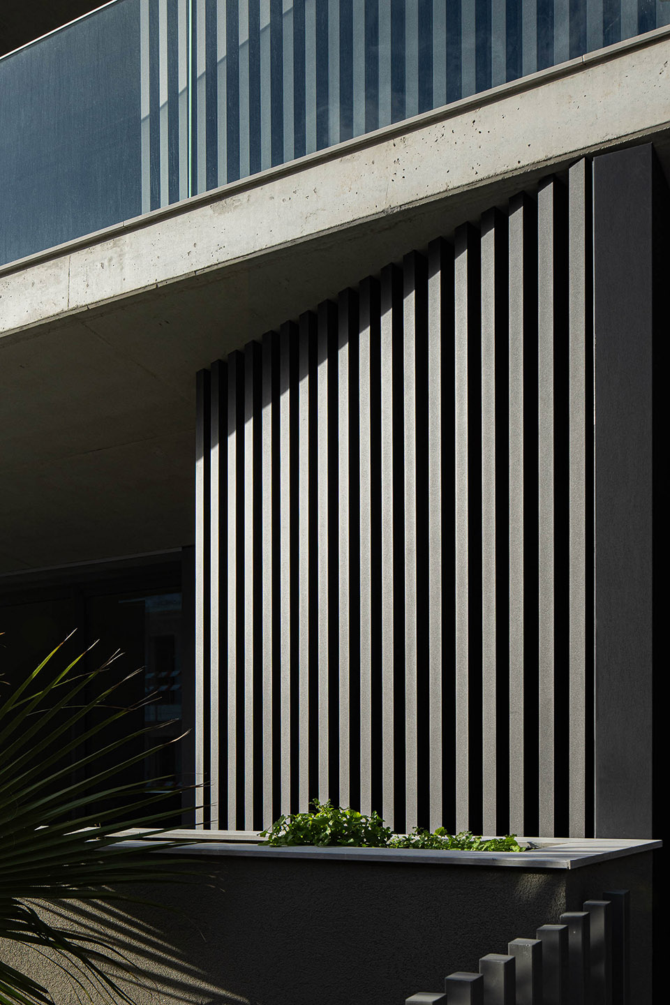 seashore building by atelier darquitectura lopes da costa