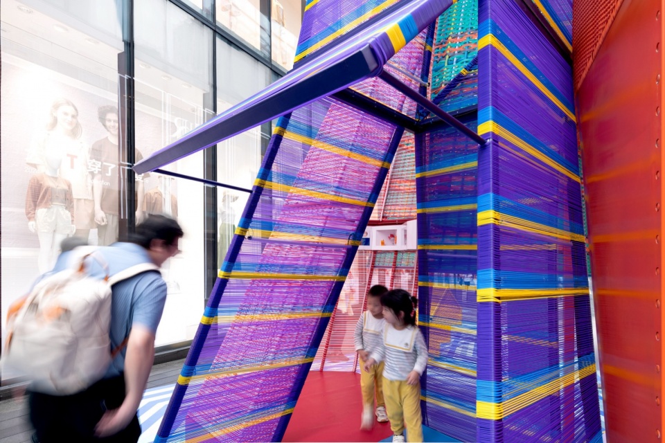 探索空间的小观众 © 大星吉子 摄影:胡康榆 woven city the house of dream