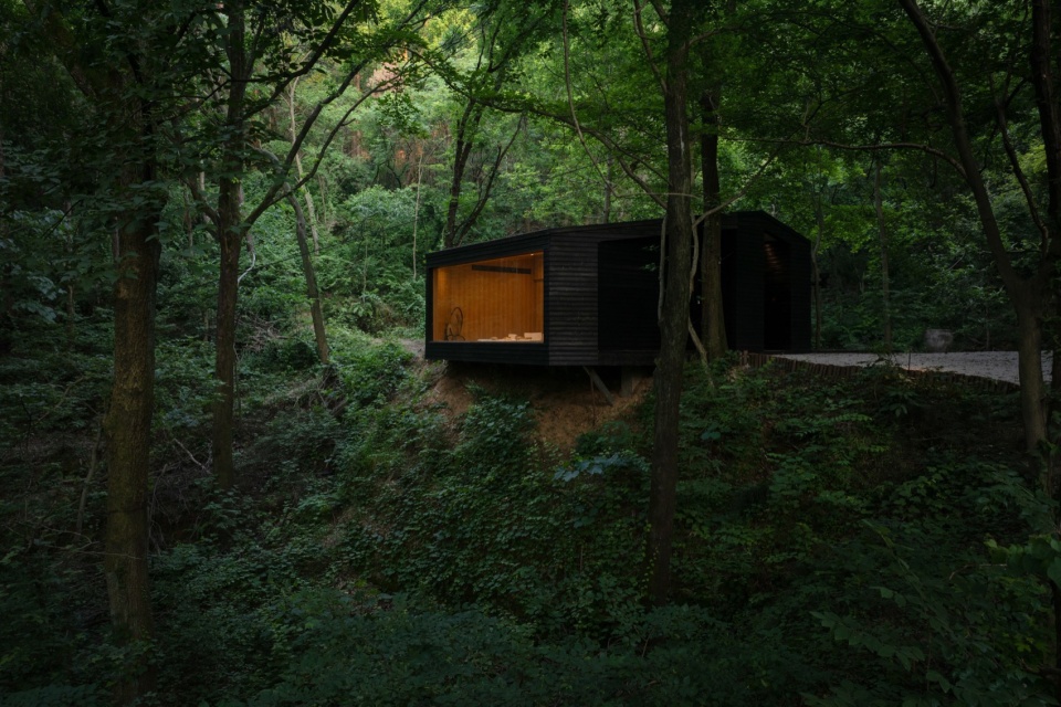木屋外观 2 aquatree resort healing cabin by uao