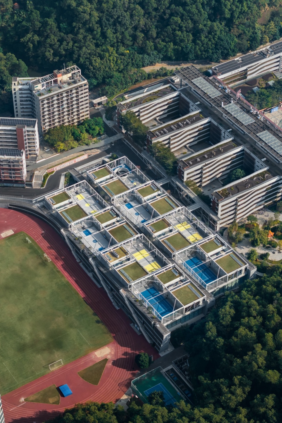New Sports and Arts Centre of Hongling High School by O office Architects