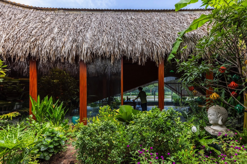 Nha Tu Garden by Long Nguyen Design eof