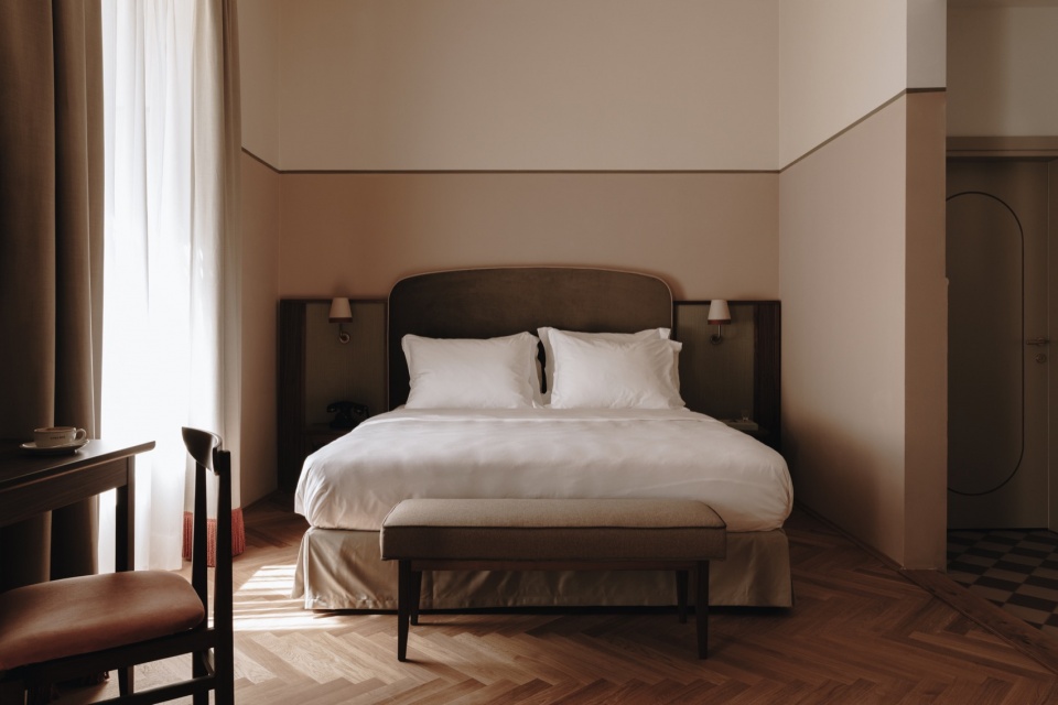 Parkhotel Mondschein by THE AFICIONADOS