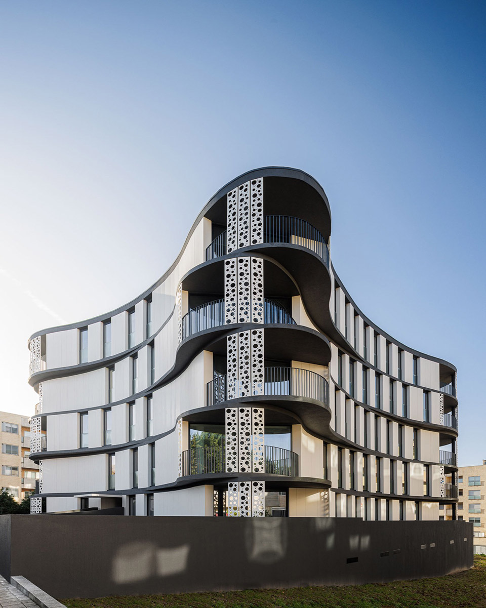 Sense Building Design Sense 100 Building by Sandra Micaela Casinha architects - 谷德设计网