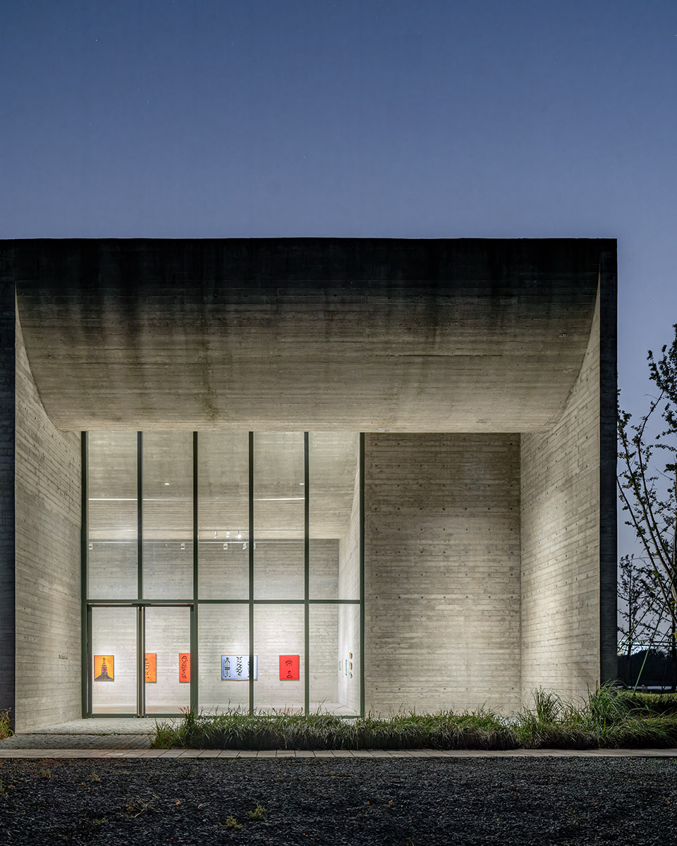 ginkgo gallery by more architecture