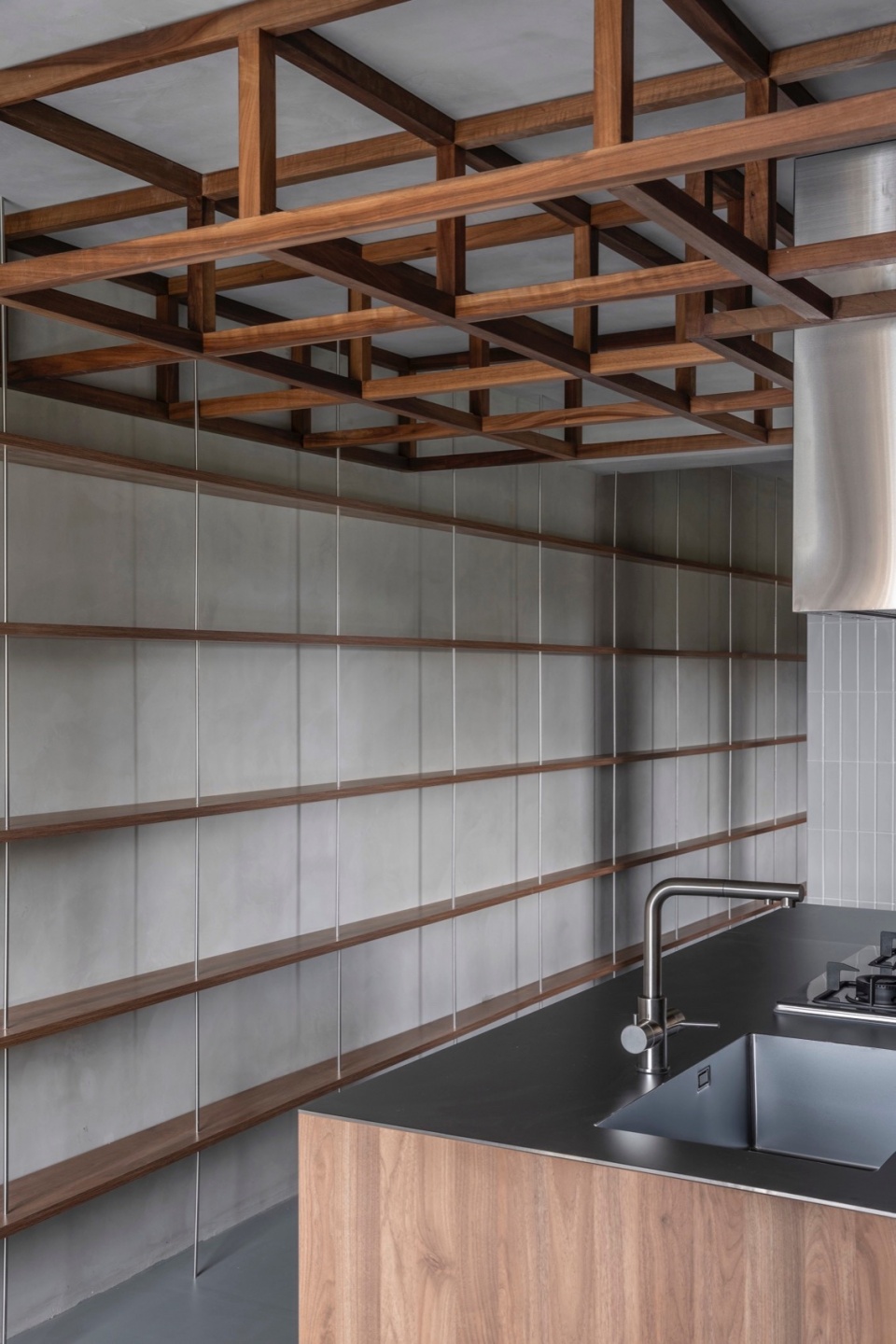 wang jing apartment by luo xiuda