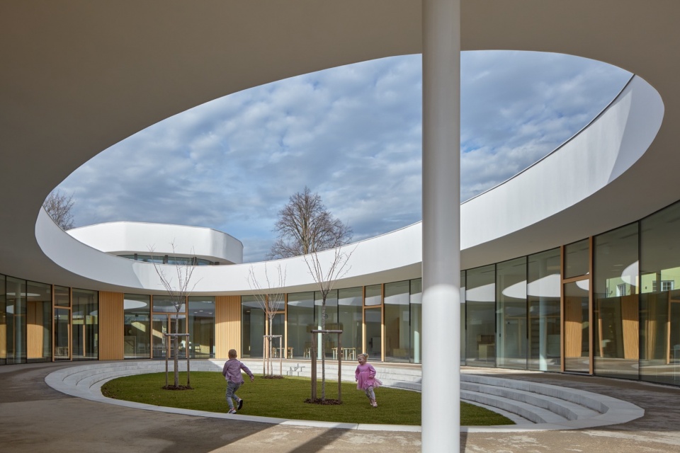Kindergarten GALAXIE eR Varnsdorf by Studio RG architects studio 9sg