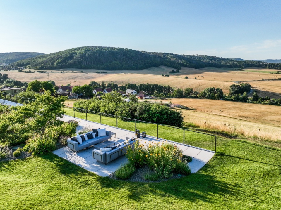 Limitless garden by Atelier Partero
