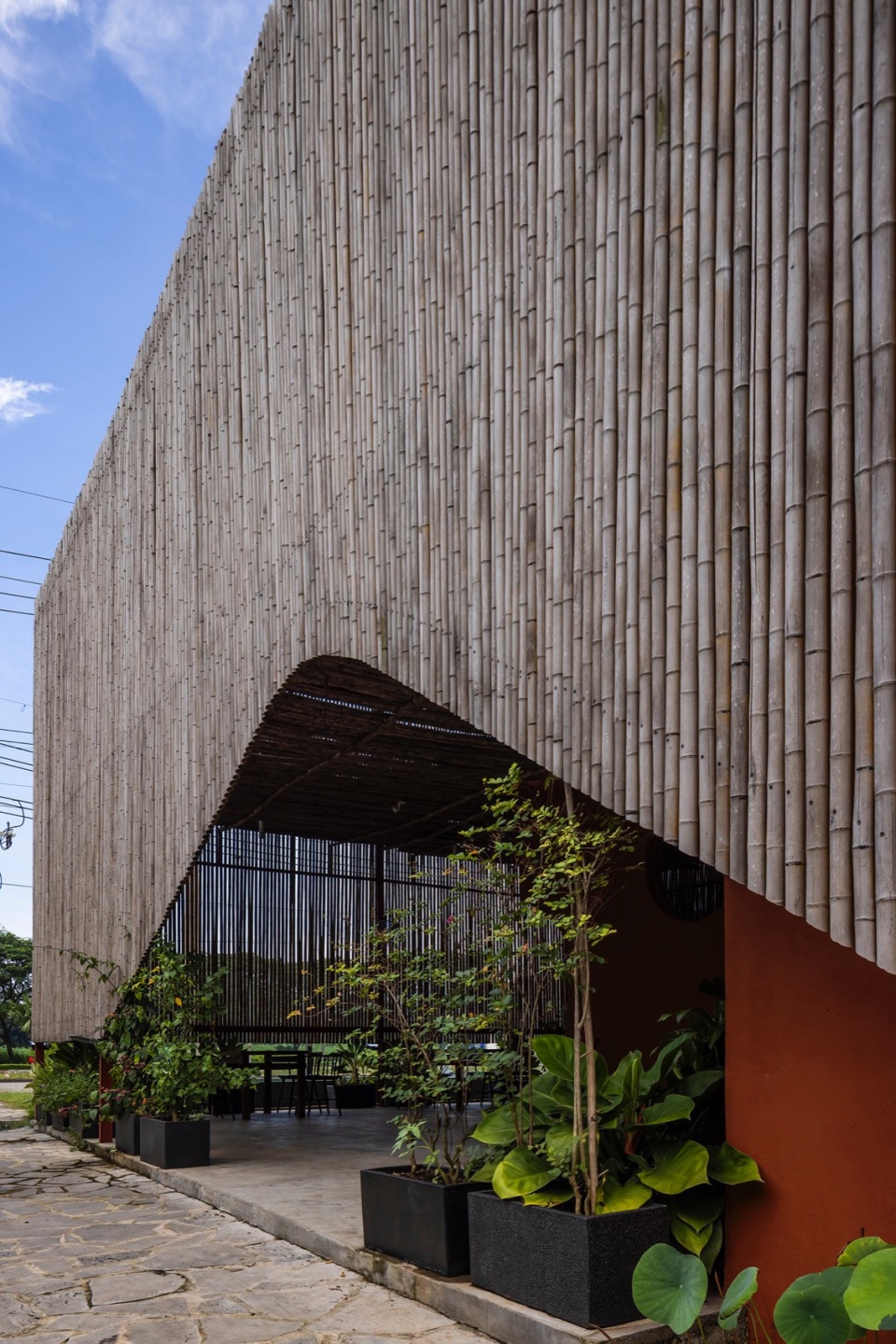 Nha Tu Garden by Long Nguyen Design