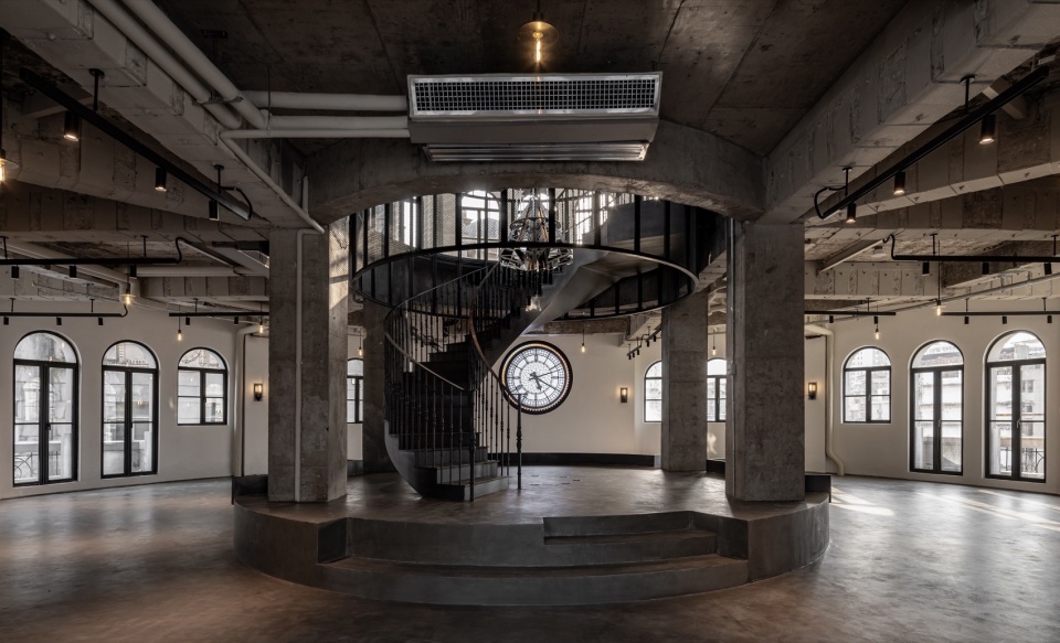 The Circle of Min Zhong Le Yuan China by Basistudio