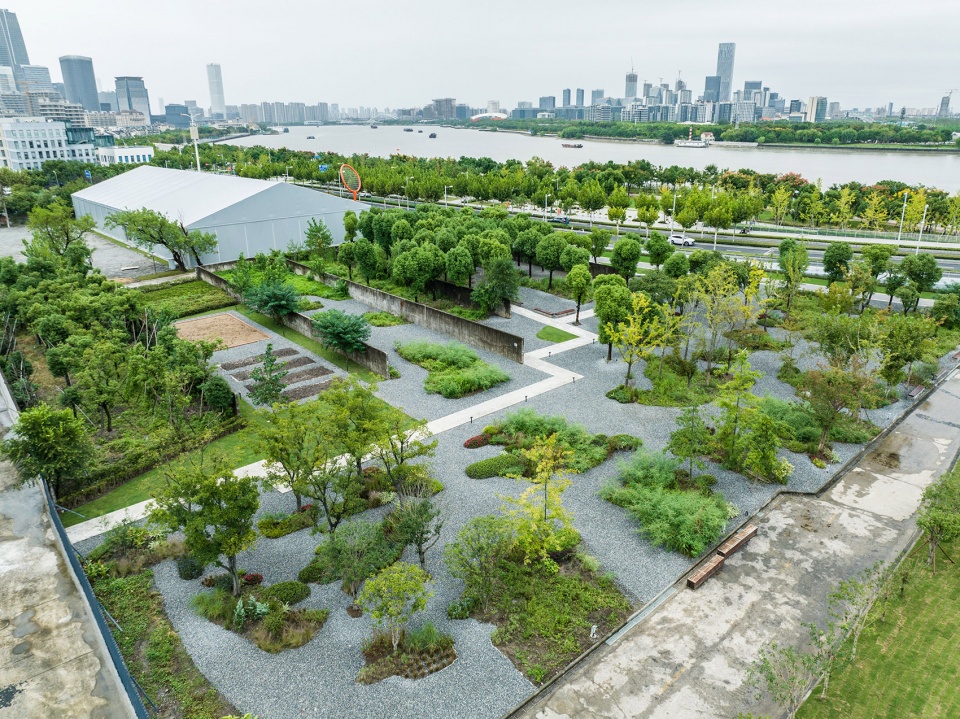 double garden by possibilism design studio