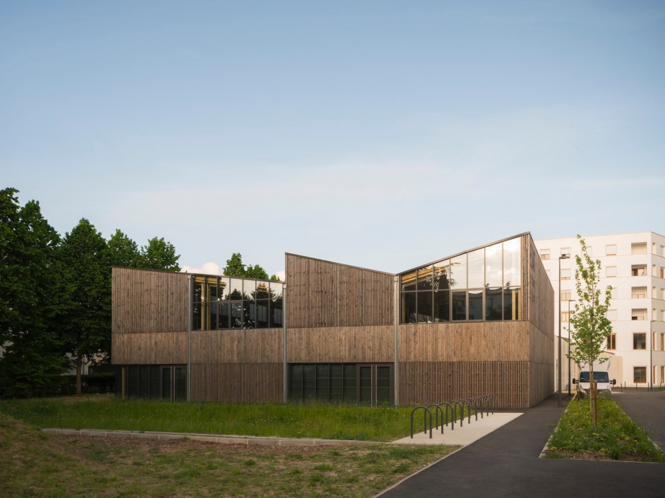 Lozaits Seguin ESAT by DREAM