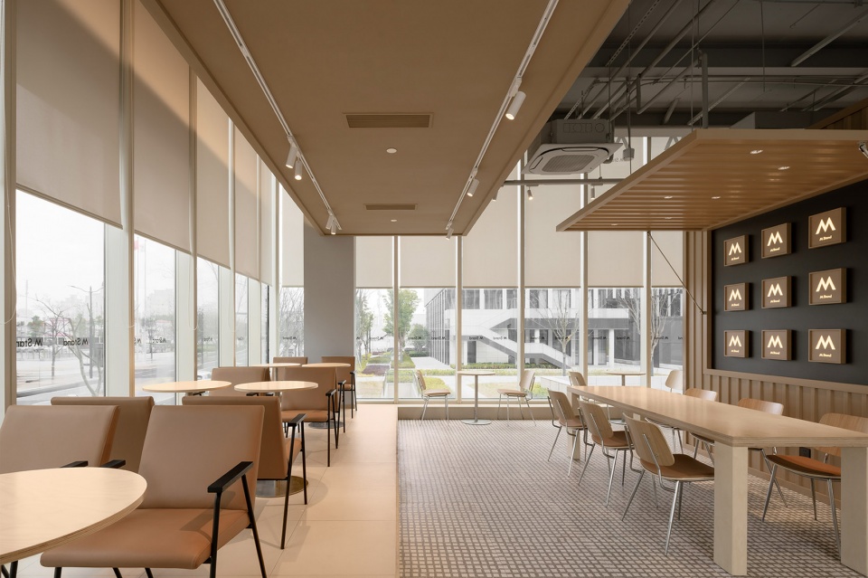 m stand lvgu cafe by 15 studio