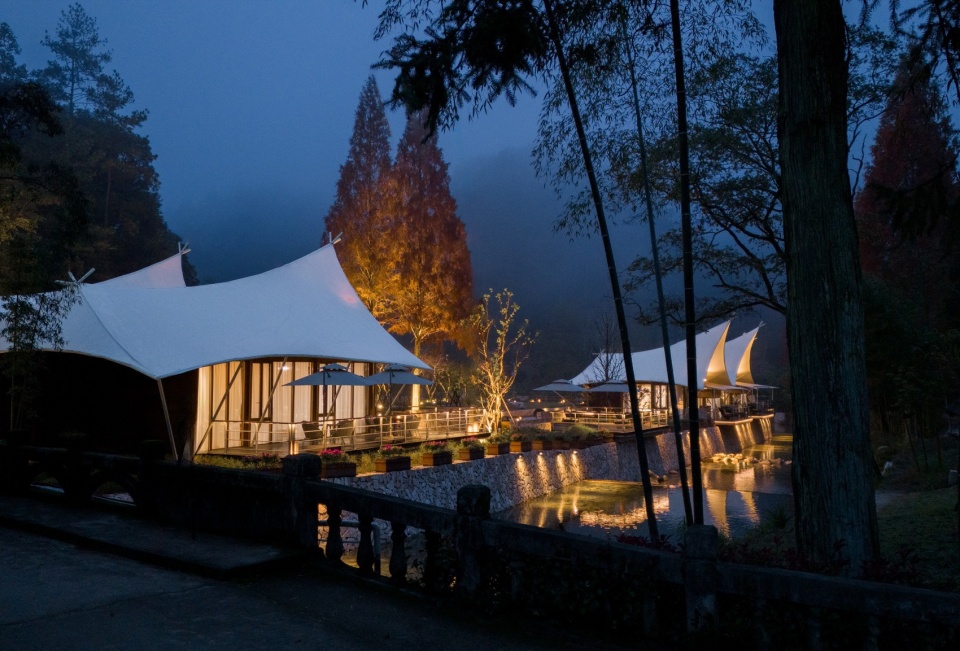 shaowu city erdu national forest health tent hotel by dasong architecture design