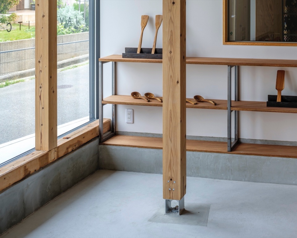 timber framing of 1979 by tsutsumi associates