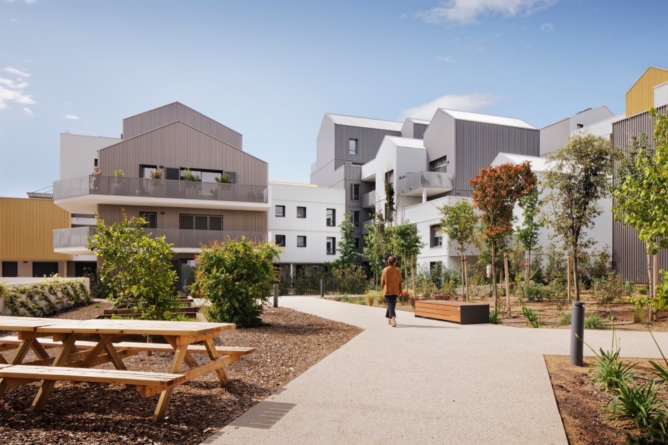 SO WOOD by A Architecture Hellin Sebbag Pirany architectes pml