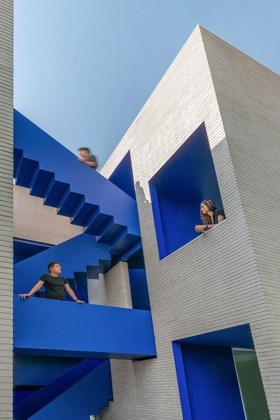 the paakat residence by rooydaad architects