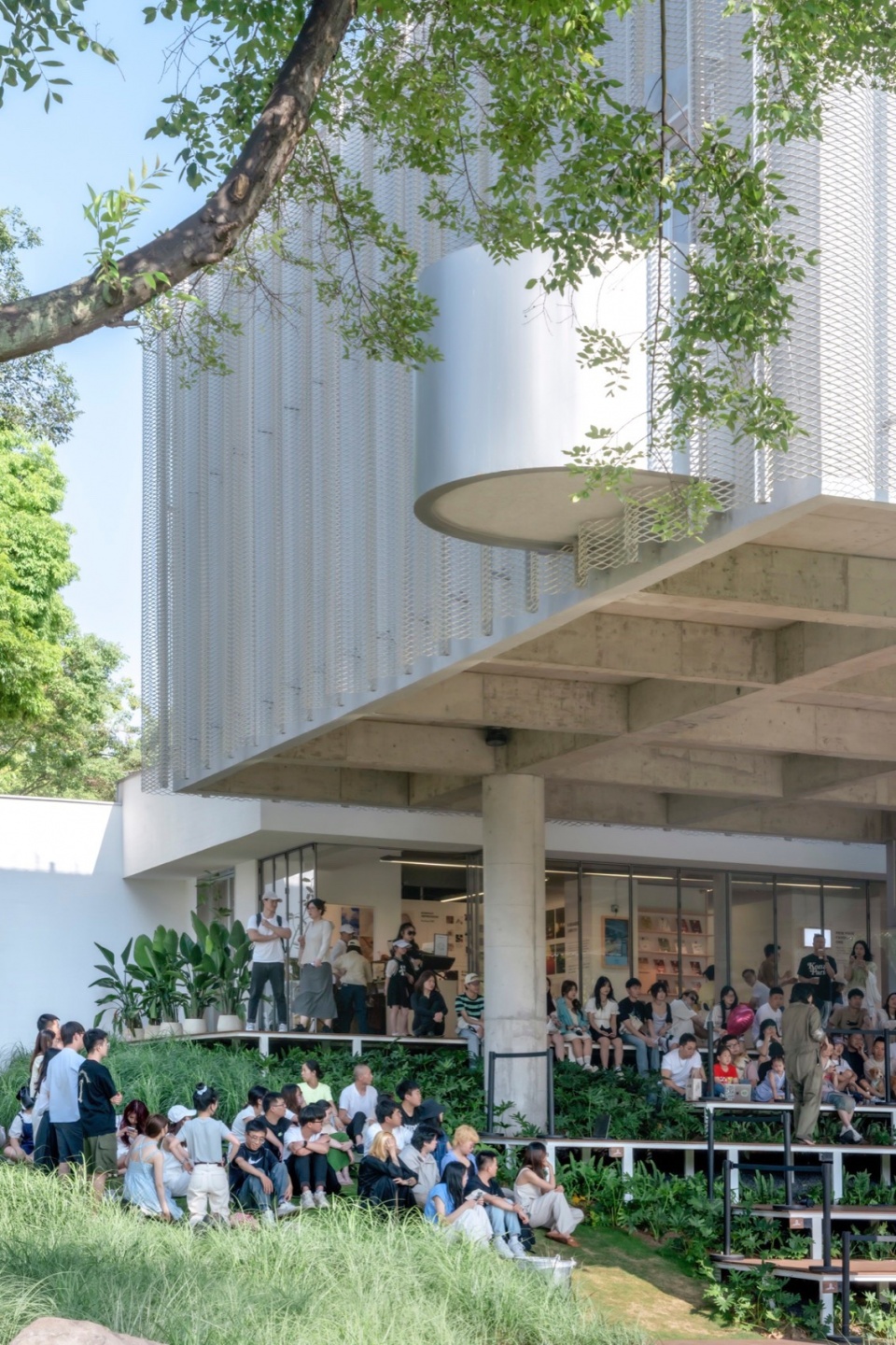 Luxe Lakes CPI SIGHT Art Center China by VARI Design