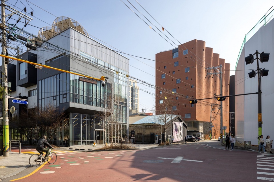 W MISSION Behet Bondzio Lin Architekten