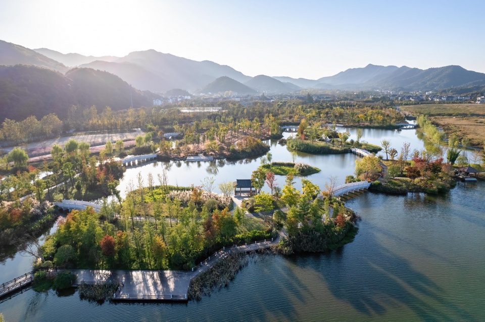 ecological restoration of tongjian lake park