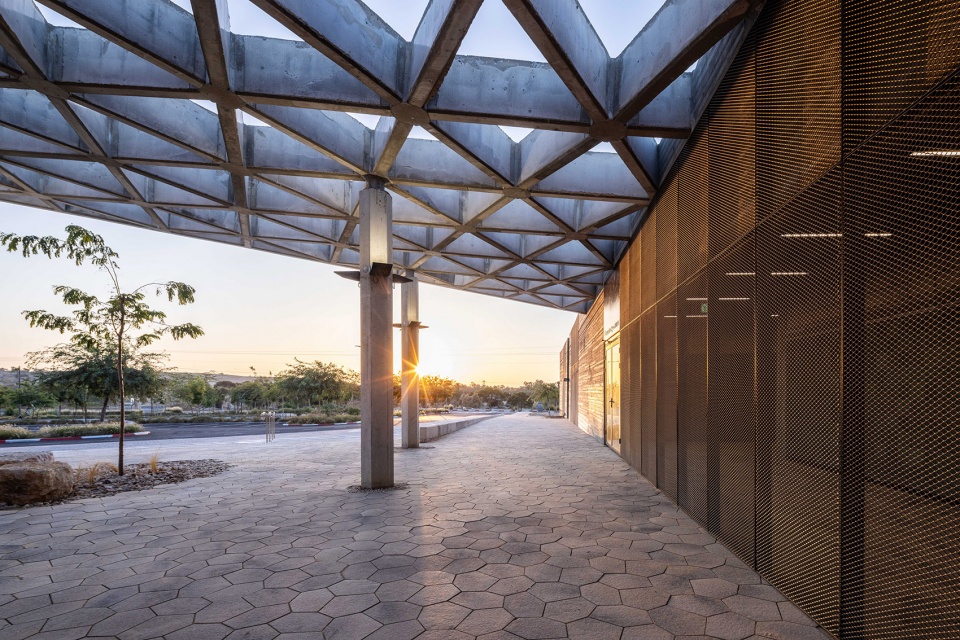 midbarium by a lerman architects