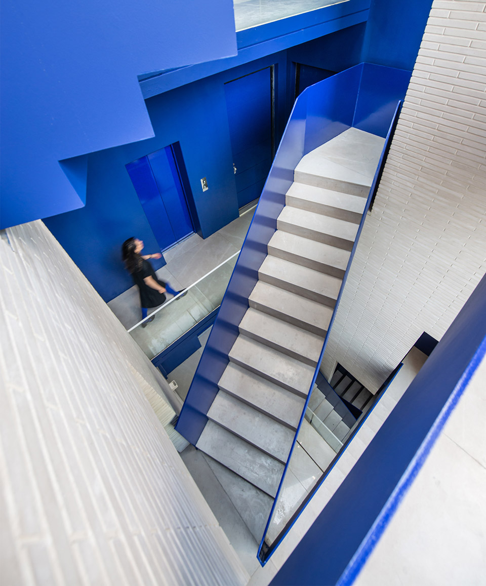 the paakat residence by rooydaad architects