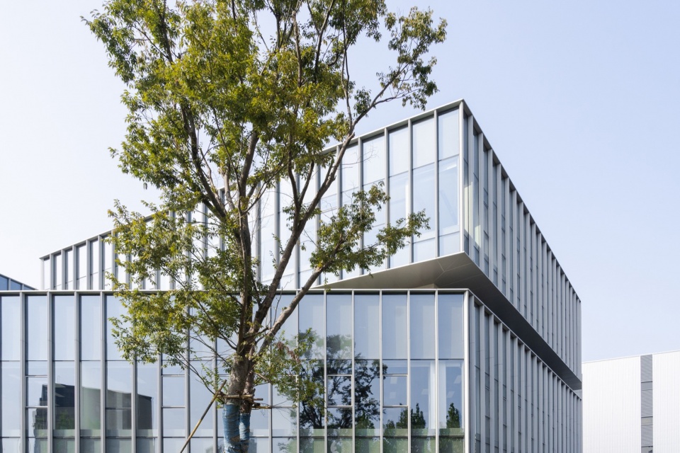 zhejiang zhongda technology office complex by bcbd