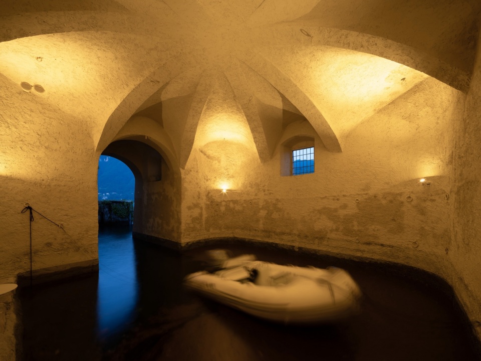 House on Lake Como by J MAYER H