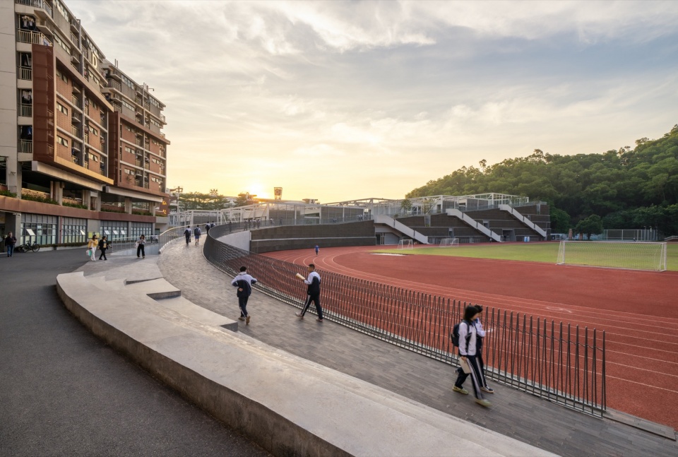 New Sports and Arts Centre of Hongling High School by O office Architects