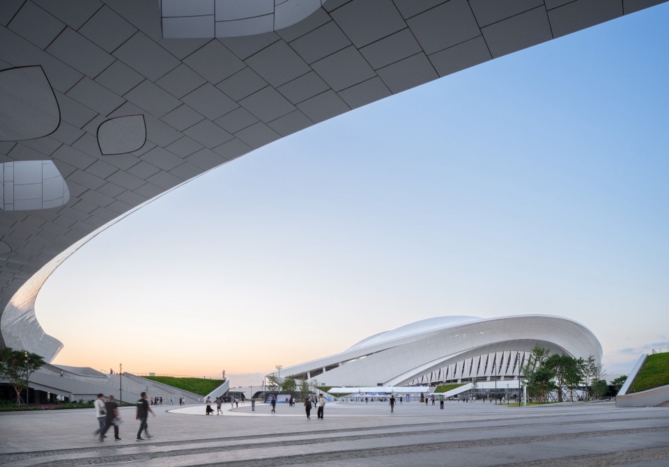 Xiamen New Sports Center Egret Stadium by China Architecture Design and Research Group