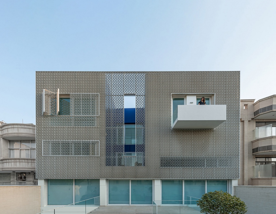 the paakat residence by rooydaad architects