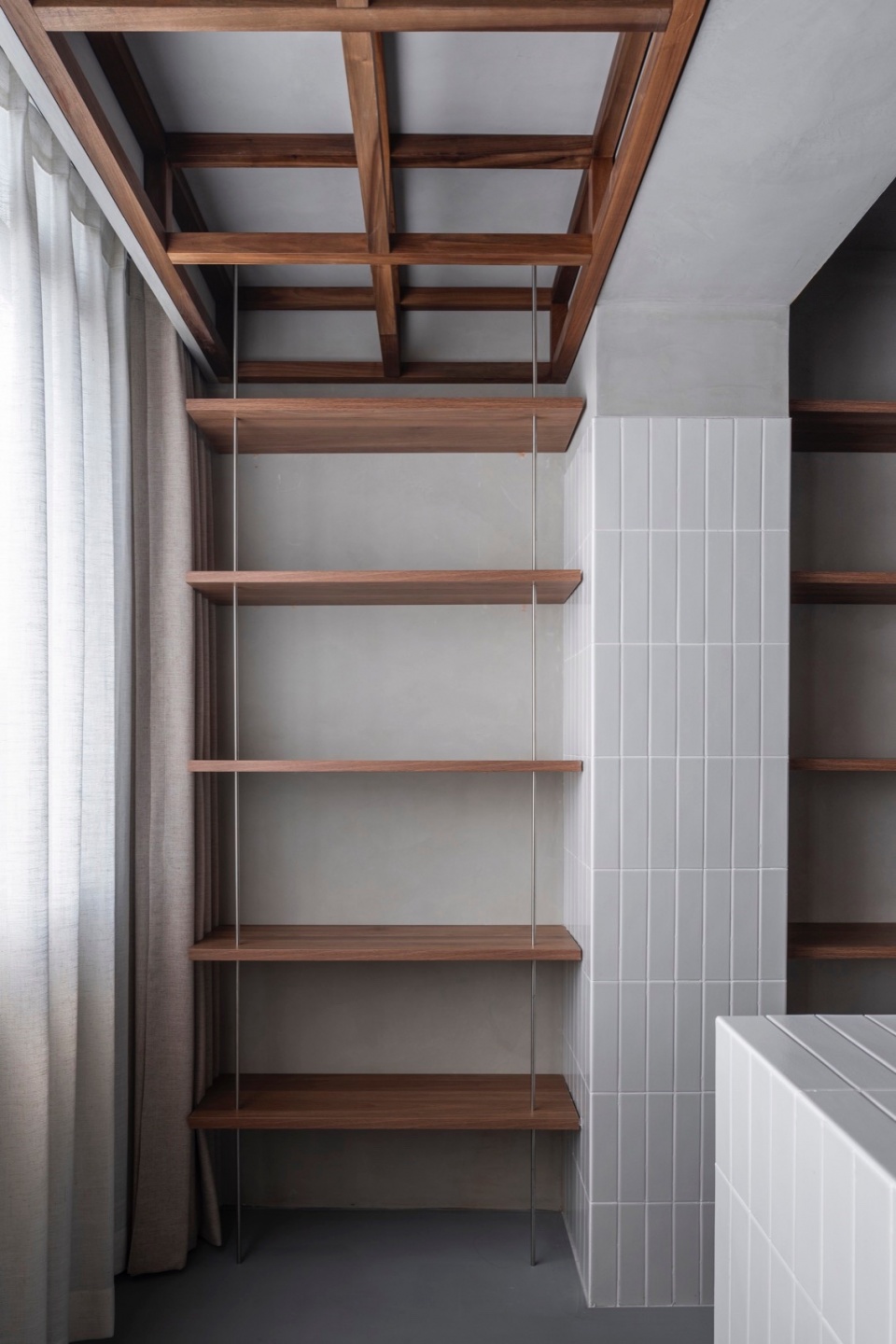 wang jing apartment by luo xiuda