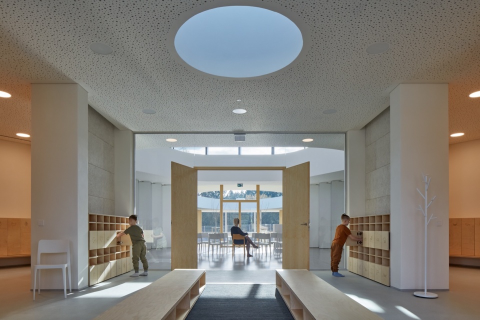 Kindergarten GALAXIE eR Varnsdorf by Studio RG architects studio