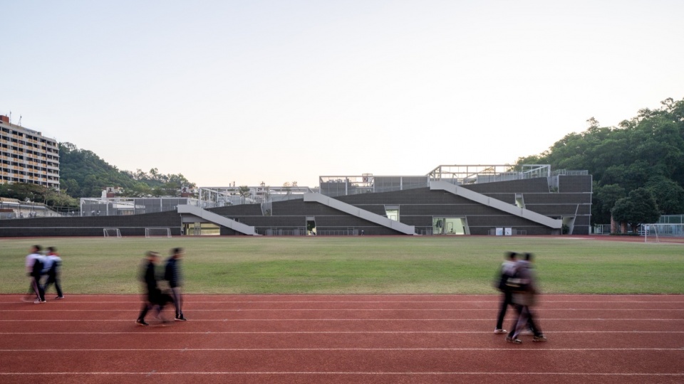 New Sports and Arts Centre of Hongling High School by O office Architects
