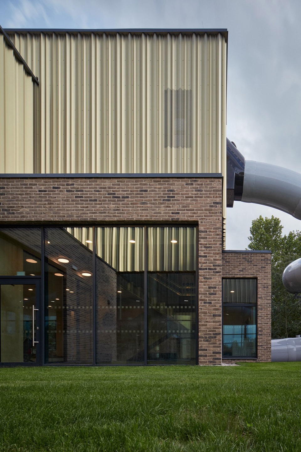 The Aquapark Sport and Relaxation Center by SENAA architekti