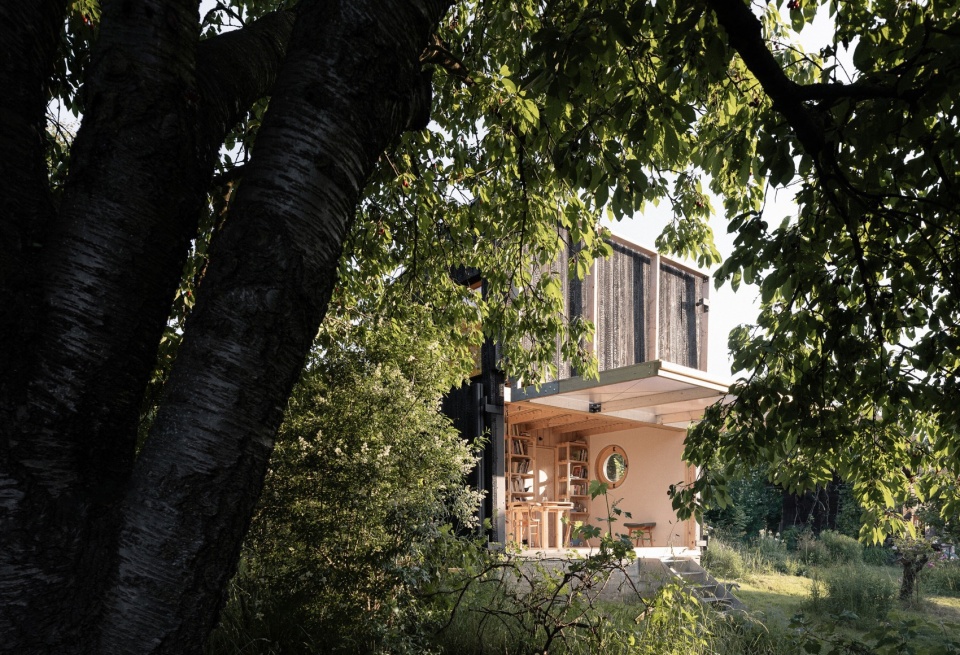 Garden Pavilion BYRO architekti