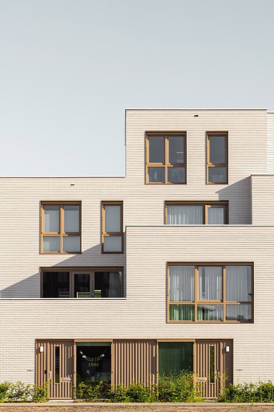 PORSELEINEN HOF by Orange Architects