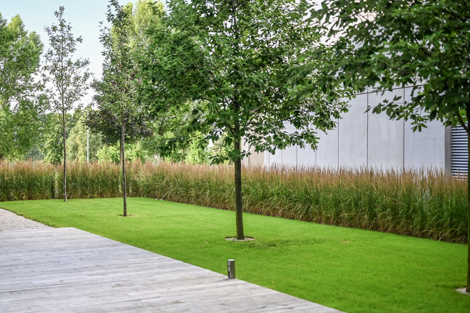 kavci hory office park by atelier partero