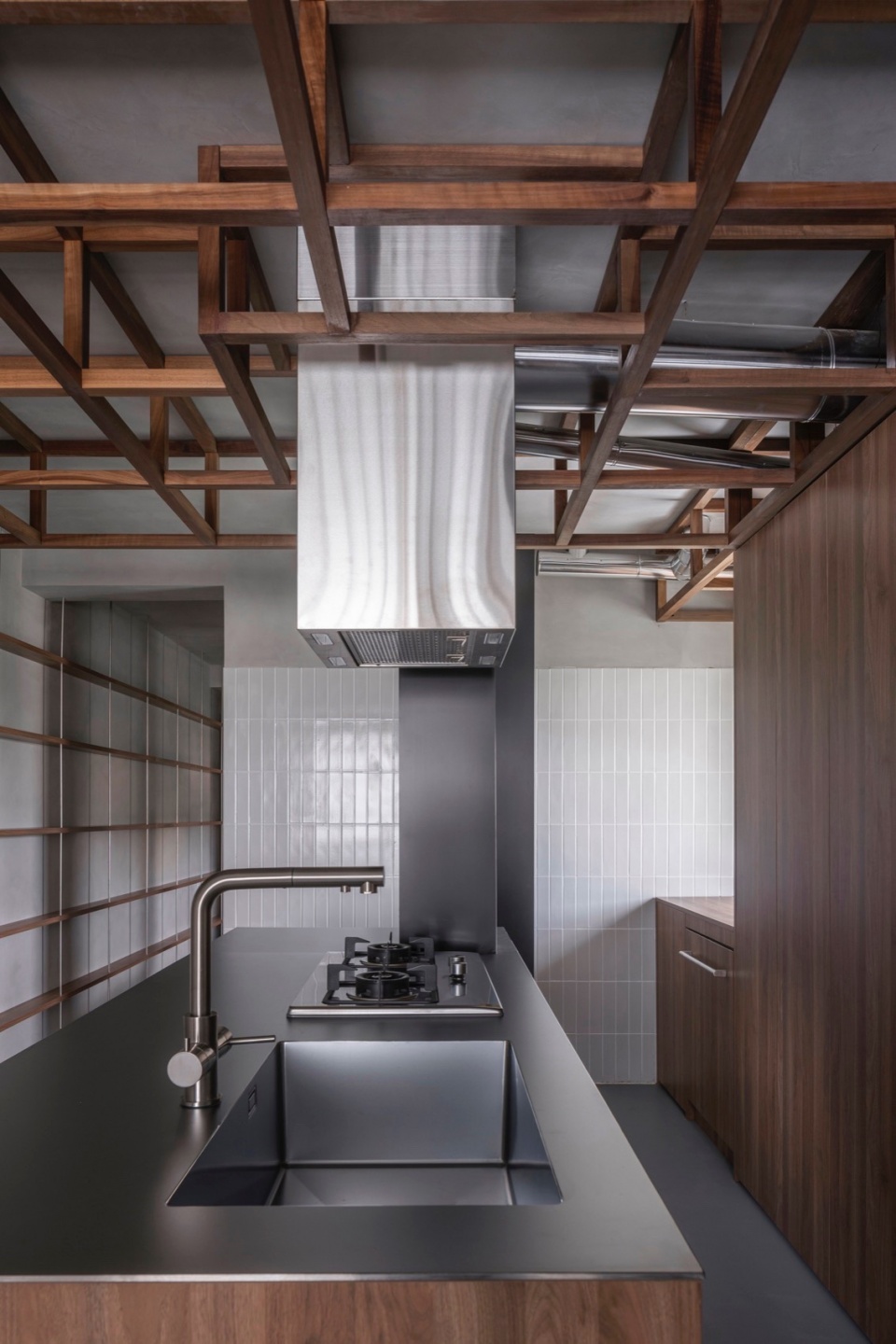 wang jing apartment by luo xiuda