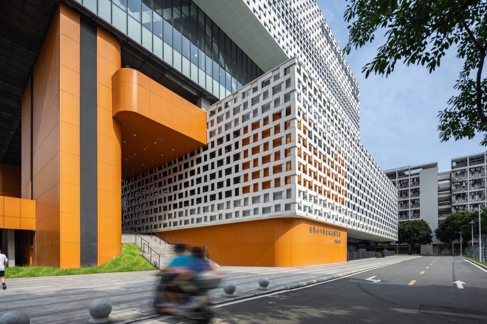 The Wuyi University Comprehensive Gymnasium China by SCAD