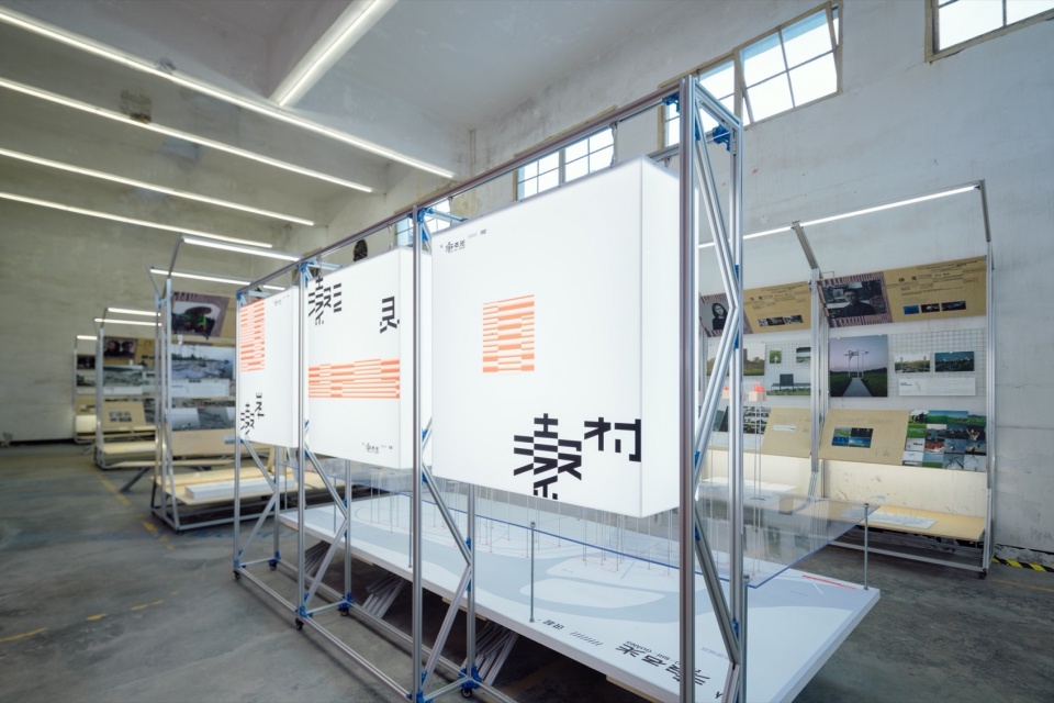 under 35 heliu