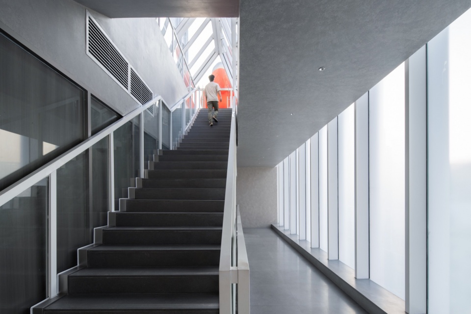 Beijing Road Yue Chao Building NEW IN Renovation Project by Atelier cnS CICADA ART