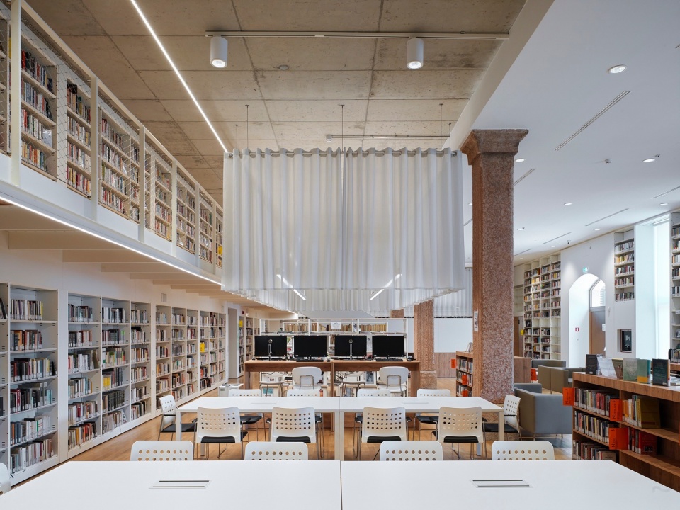 Intermunicipal Library Mezzolombardo by DAP studio ocg