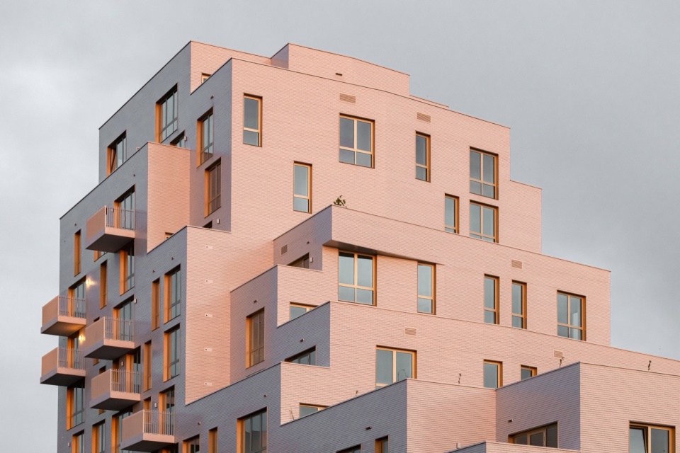 PORSELEINEN HOF by Orange Architects