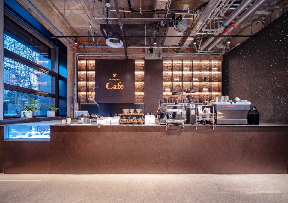 Snow Peak Beijing Zhongguancun Flagship Store by Hongshi Design