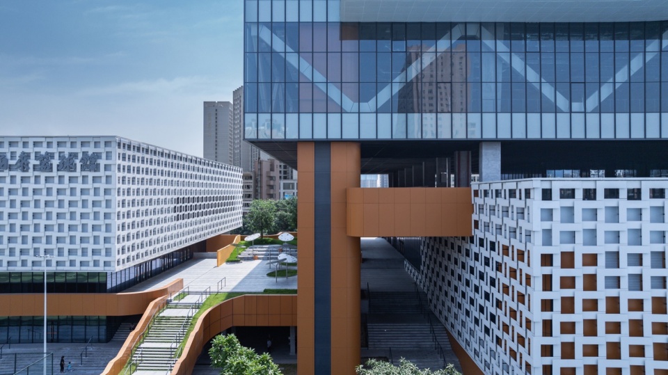 The Wuyi University Comprehensive Gymnasium China by SCAD