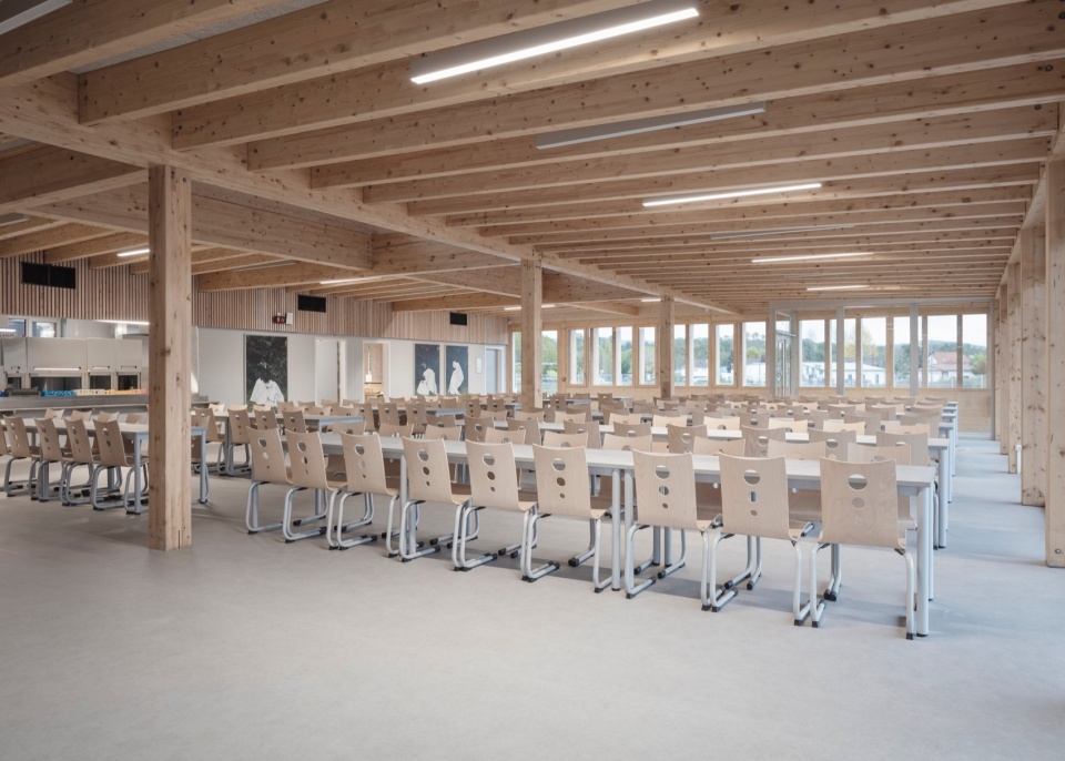 the College d Orlinde in Bretenoux Dietrich
